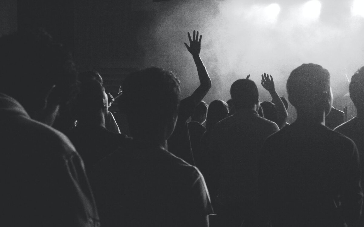 Top Worship Songs For Youth Group